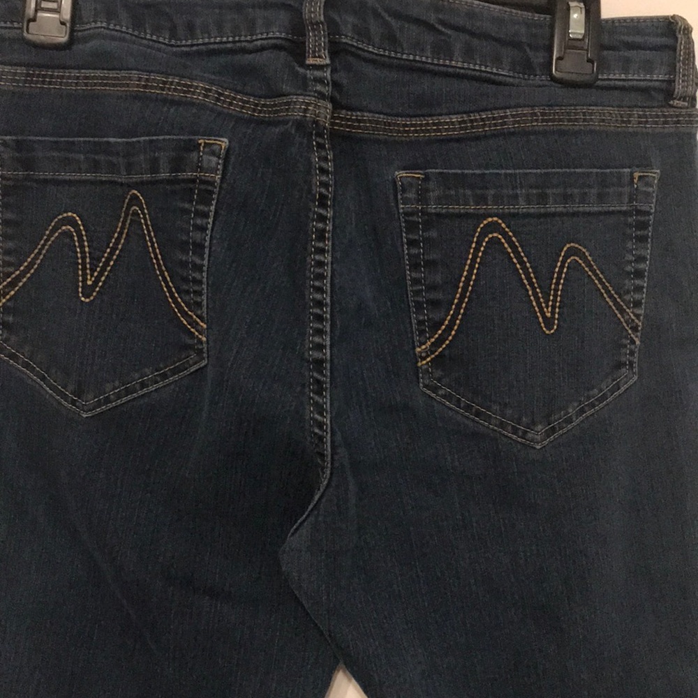 Jeans - Picture 3 of 7